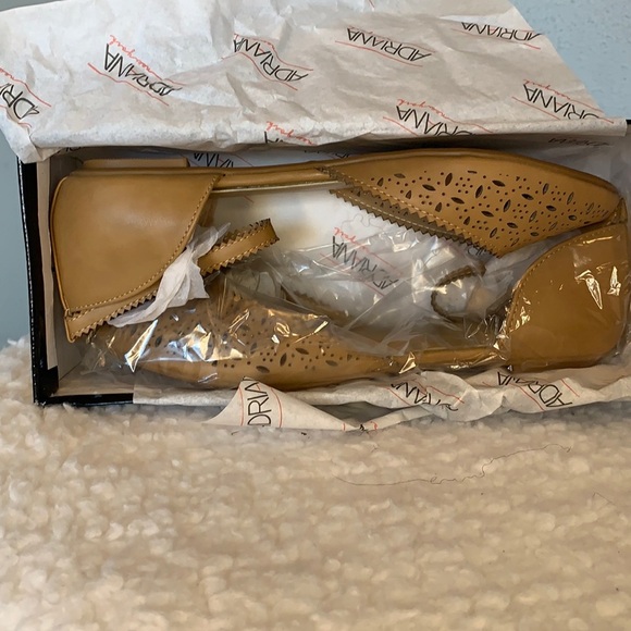 Flat sandal size 9 - Picture 2 of 5